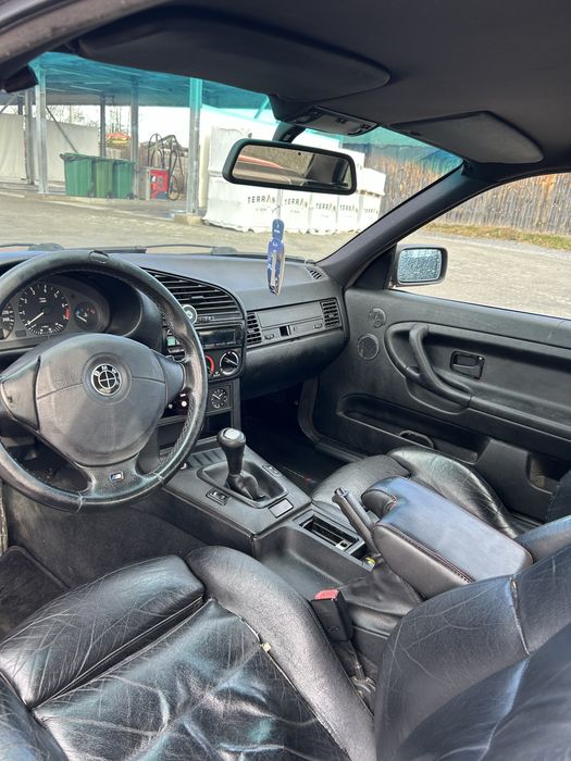 BMW e36 318is  Coupe