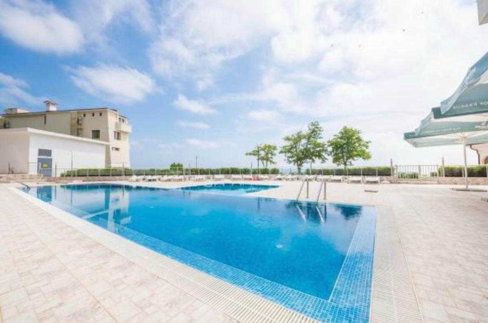 Студио в комплекс Princess Residence - на първа линия в Балчик