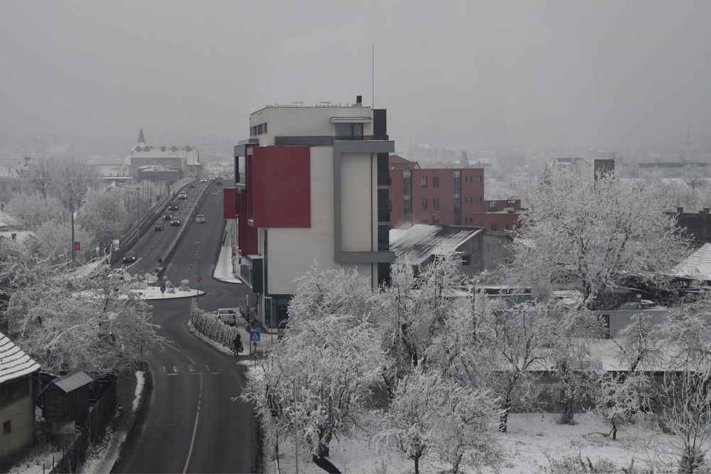 Inchiriez apartament cu 2 camere - 73m2