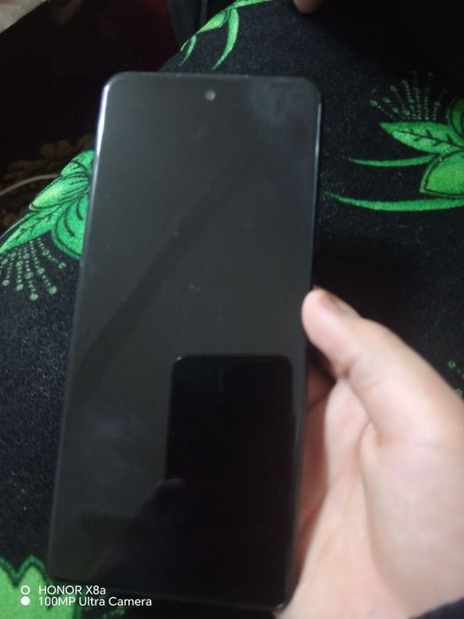 Продается телефон infinix hot30