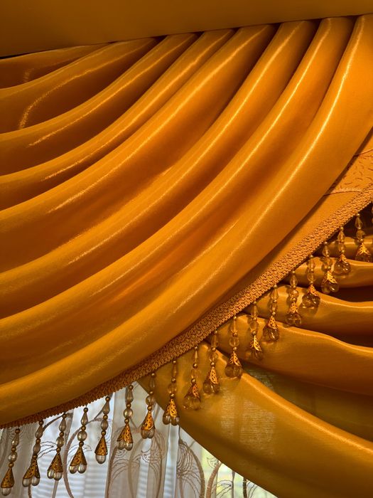 Качественные шторы (срочно продается)