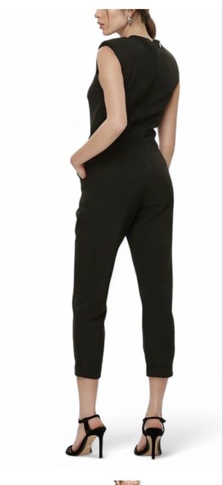 Елегантен черен гащеризон Lynne