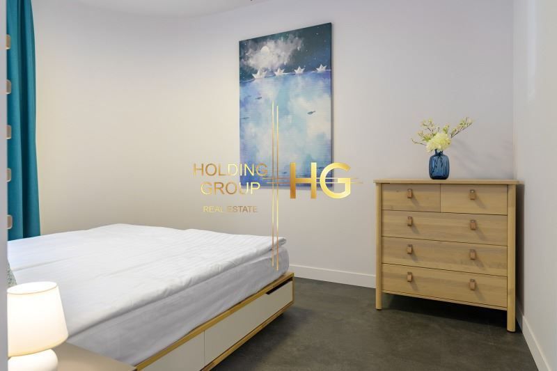 Продава се Тристаен апартамент в Варна, Бриз - 92 кв.м за 3250 €/кв.м - Снимка #11