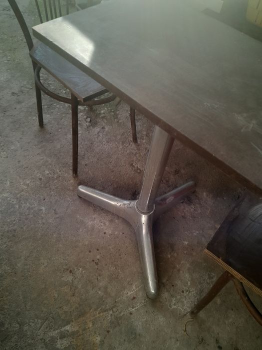 Mobilier terasa masa cu scaune