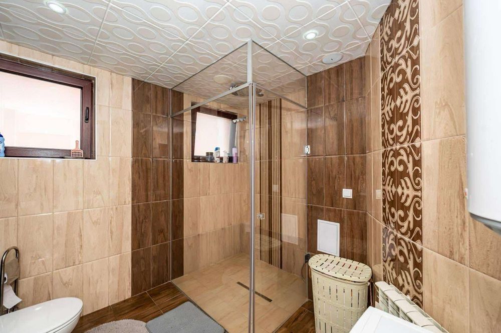 Дава се под наем Тристаен апартамент в Пловдив, Остромила - 100 кв.м за 648.21 € - Снимка #9