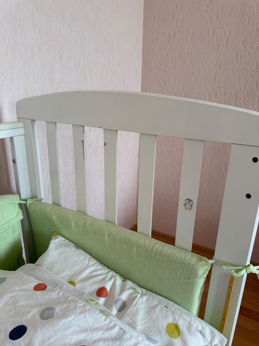 Детская кроватка