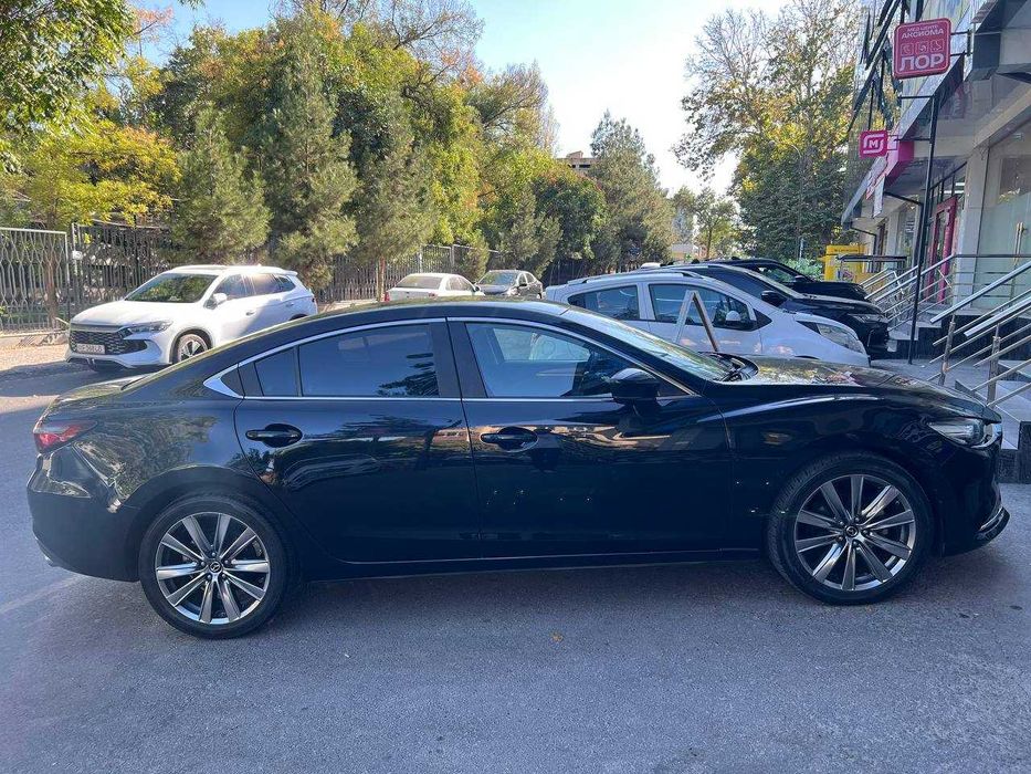 Mazda 6 2018 год