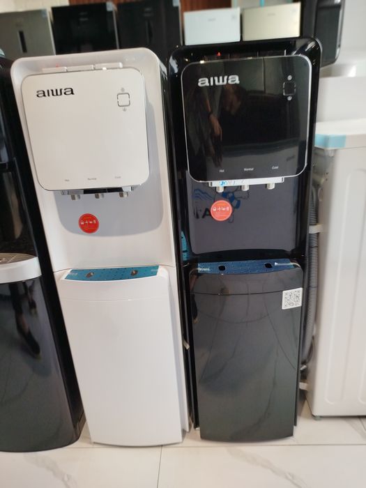 Кулер для воды Aiwa Crystall с холодильником