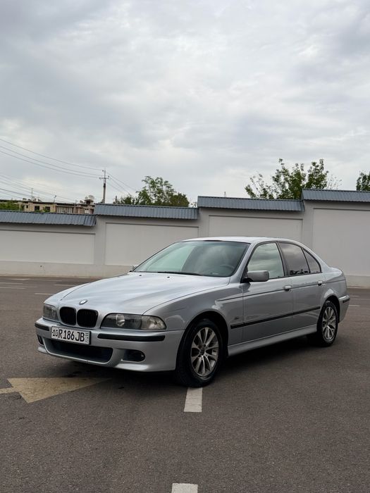 BMW E39 520I продается!