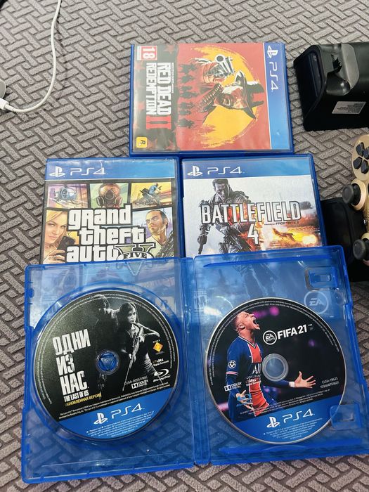 PS4 Fat 500 GB RDR 2 с дисками