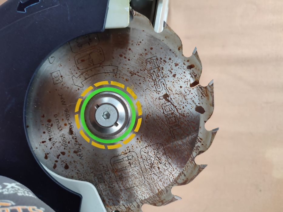 Festool circular pe acumulator