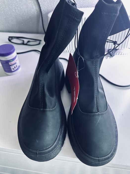 Сапоги (ботинки) женские осенние