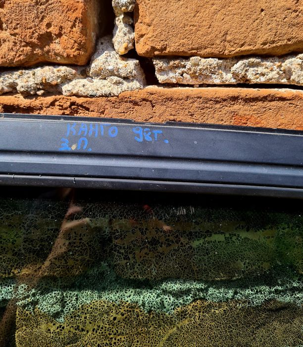 Стъкло  за Рено Канго '98г.