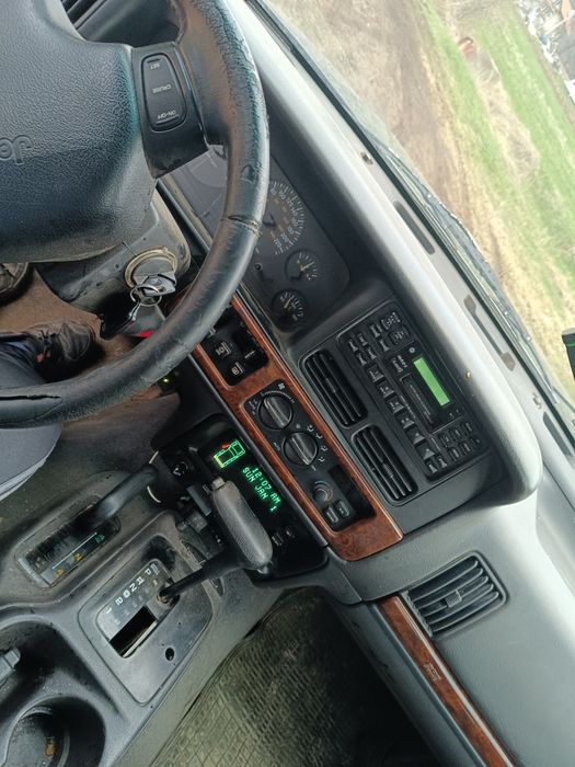 Гранд Чероки 4.0 бенз на части 98 год