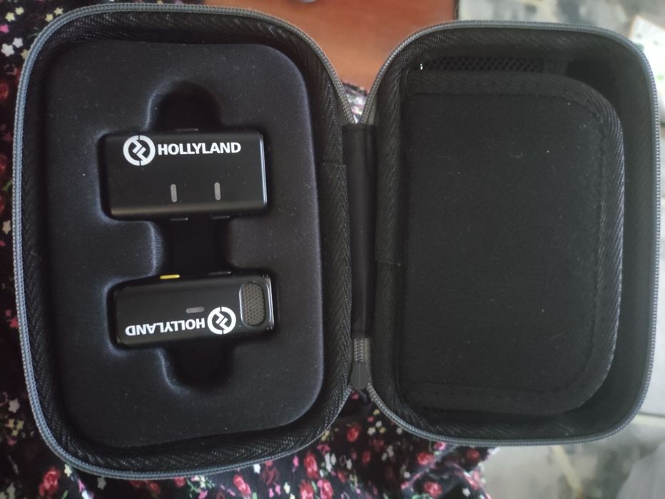 Петличный микрофон HOLLYLAND