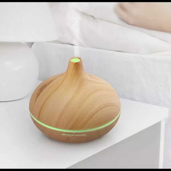 Арома дифузер за етерични масла с дистанционно управление, 550 мл.