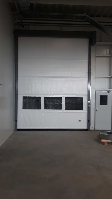 Usi de garaj sectionale, usi  industriale , usi intrare in vila