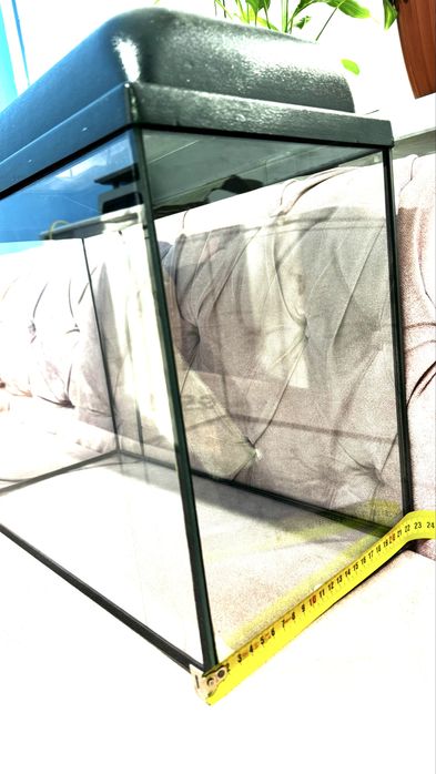 Продаю отличный аквариум