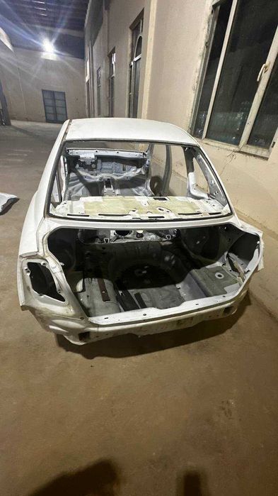 KUZOV Gentra rama sotiladi