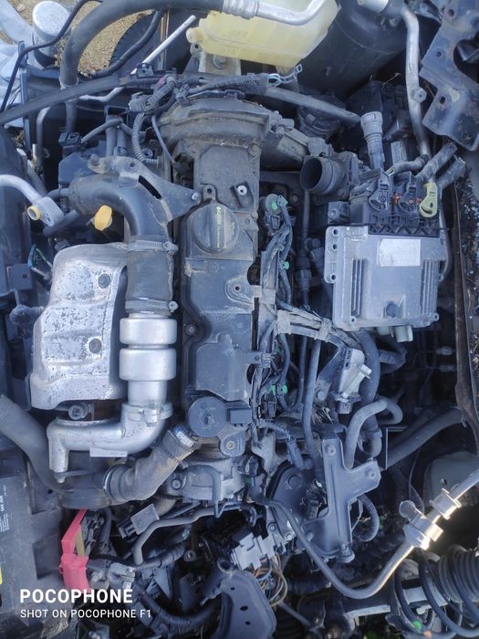 Двигател Ford Fiesta 1.6TDCI / Форд Фиеста 1.6ТДЦИ 2012г. Код: TZJA