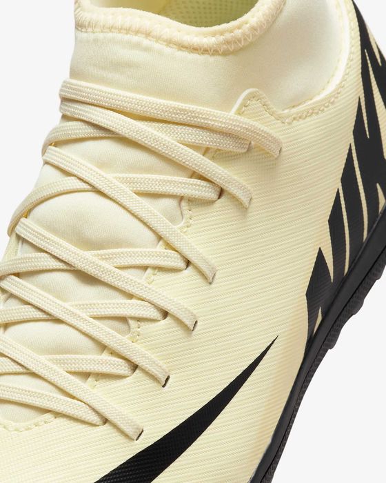 Оригинални стоножки на Nike Jr. Mercurial Superfly 9 Club! 33.50 номер