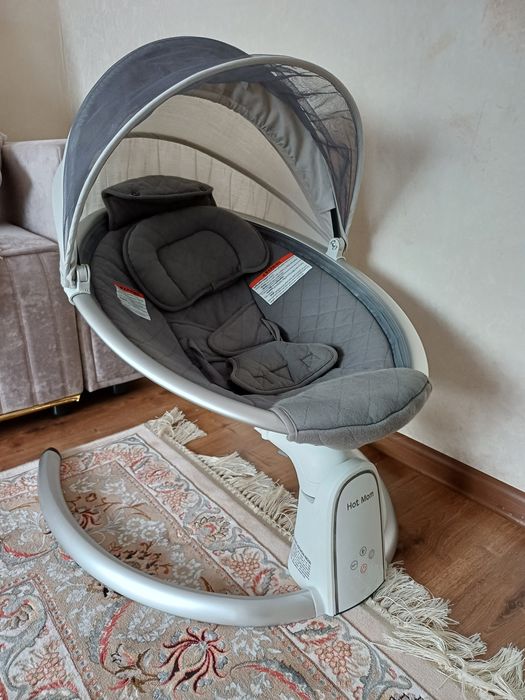 Чизлонг качеля для малыша