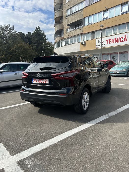 Vând Nissan Qashqai 2020 - 1.3 Benzină - 121.000 km