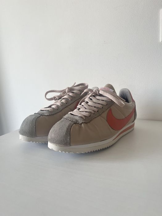 Женски обувки Nike Cortez