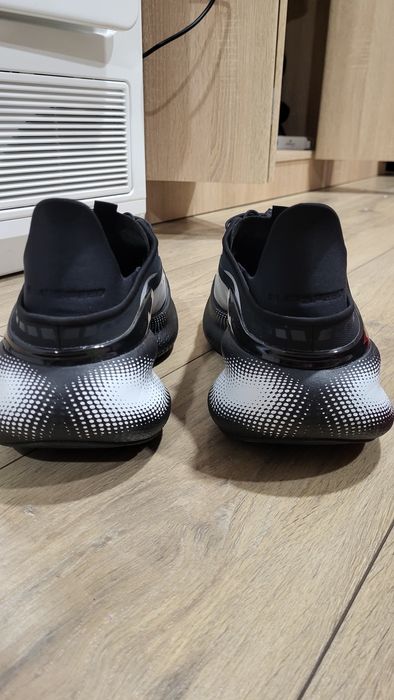 UNDER ARMOUR  42- 26.5стелка