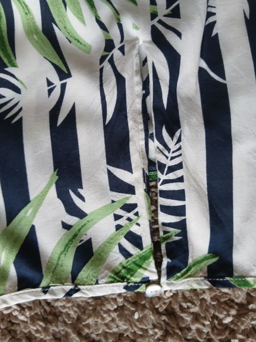 Bluză ONLY 100% vâscoză, imprimeu tropical, măr. 34