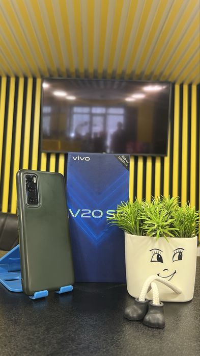 Vivo V20e 8/128gb