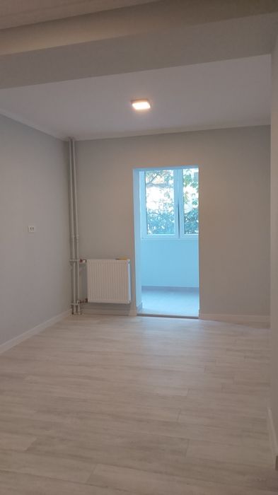 Vand apartament 2 camere PB Decomandat Decebal