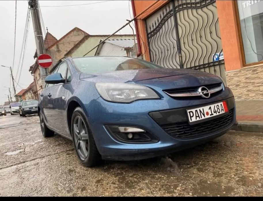 Opel Astra J 2014
