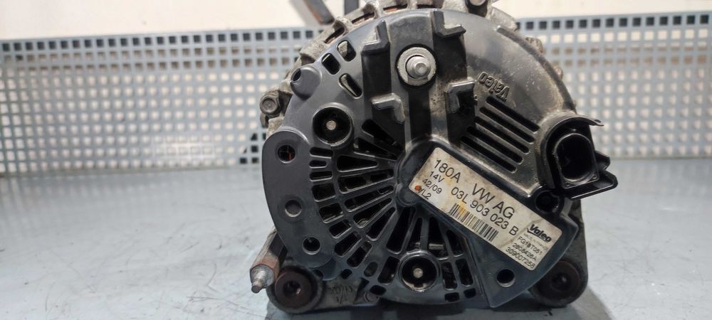 Alternator volkswagen vw passat b6 break CAY 1.6 tdi cod 03L903023B