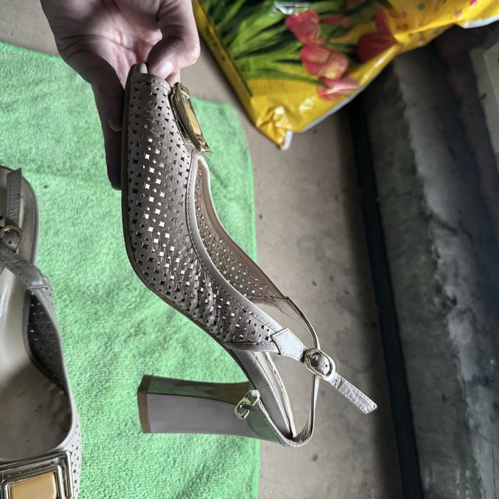 Продам туфли женские