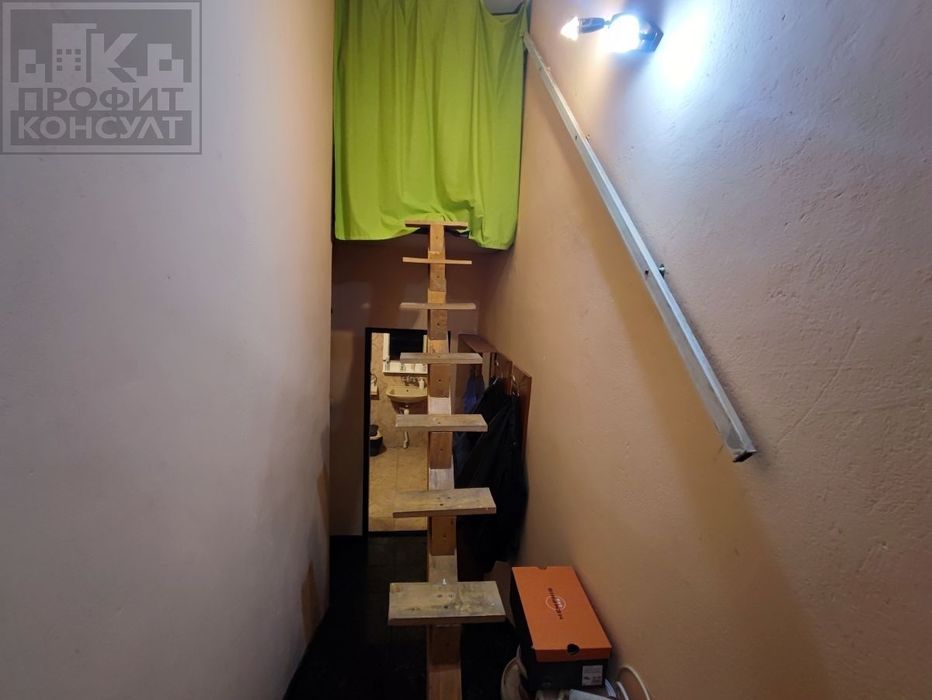 Продава се Двустаен апартамент в Велико Търново, Център - 52 кв.м за 481 €/кв.м - Снимка #11