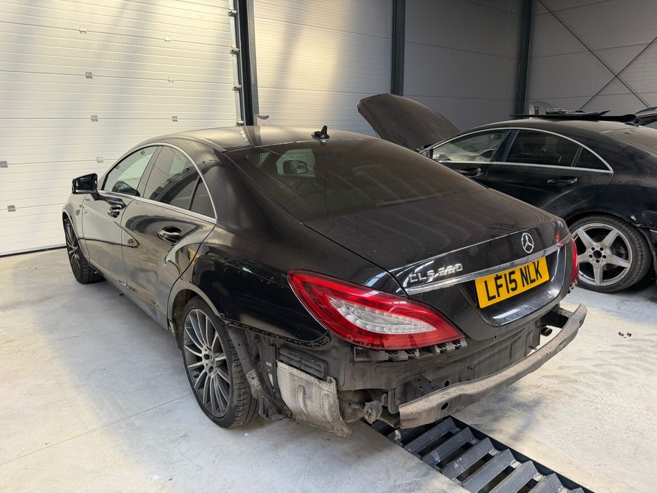 Dezmembrez Mercedes Cls Facelift 220 d , 160k km