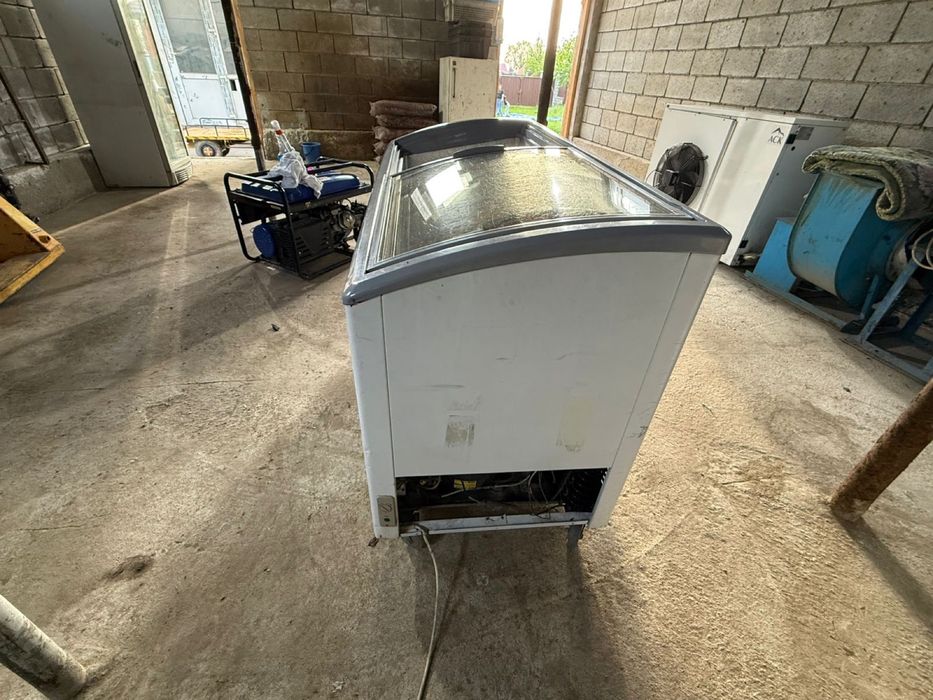 Продам морозильник