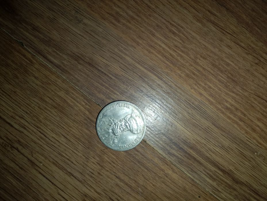 Vând monede vechi la preț foarte mic pt colecționari