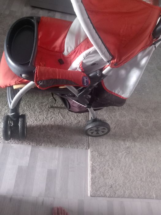 Коляска состояние среднее