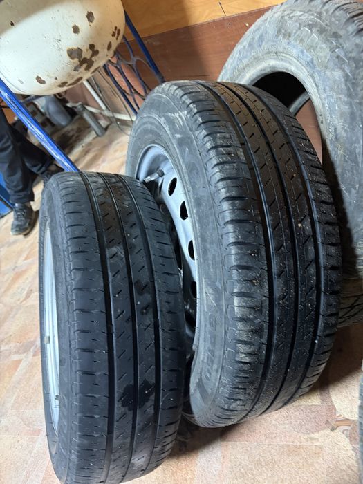 Продам колесо в сборе 175/65/14