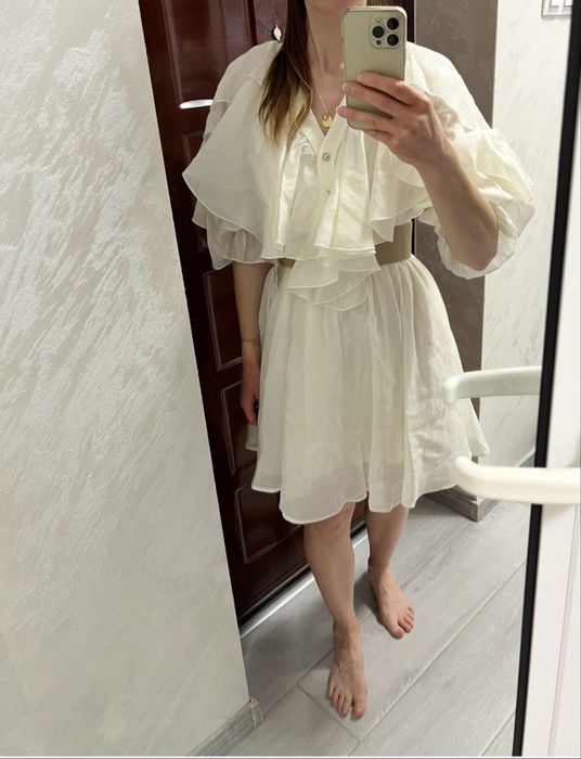 Елегантна рокля.