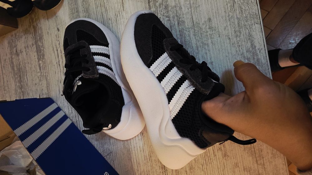 Adidas impecabili 25