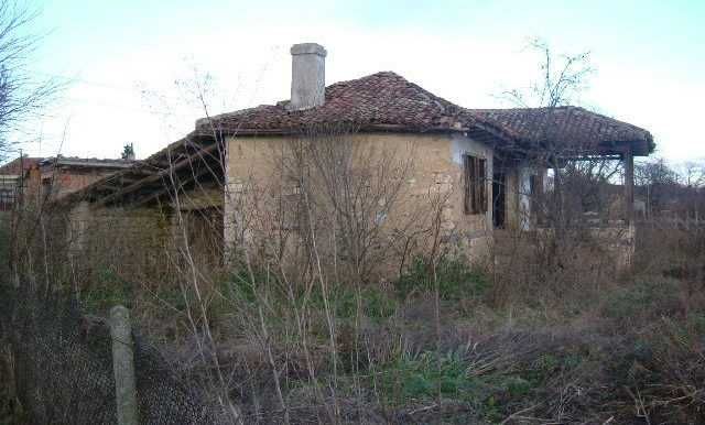 Стара къща в Златия