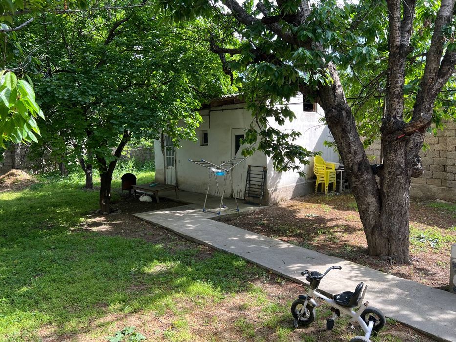 Тошкент ш,Юнусобод тум 9 сотих уй сотилади