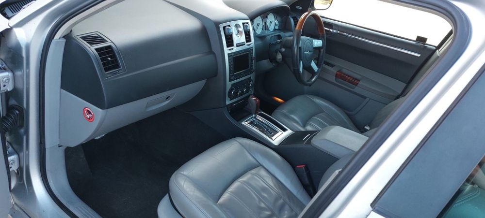 Craisler C 300 diesel Automat motor Mercedes OM 642 Volan pe dreapta