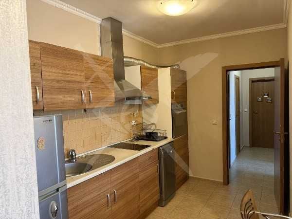 Дава се под наем Тристаен апартамент в Пловдив, Гагарин - 80 кв.м за 561 € - Снимка #4