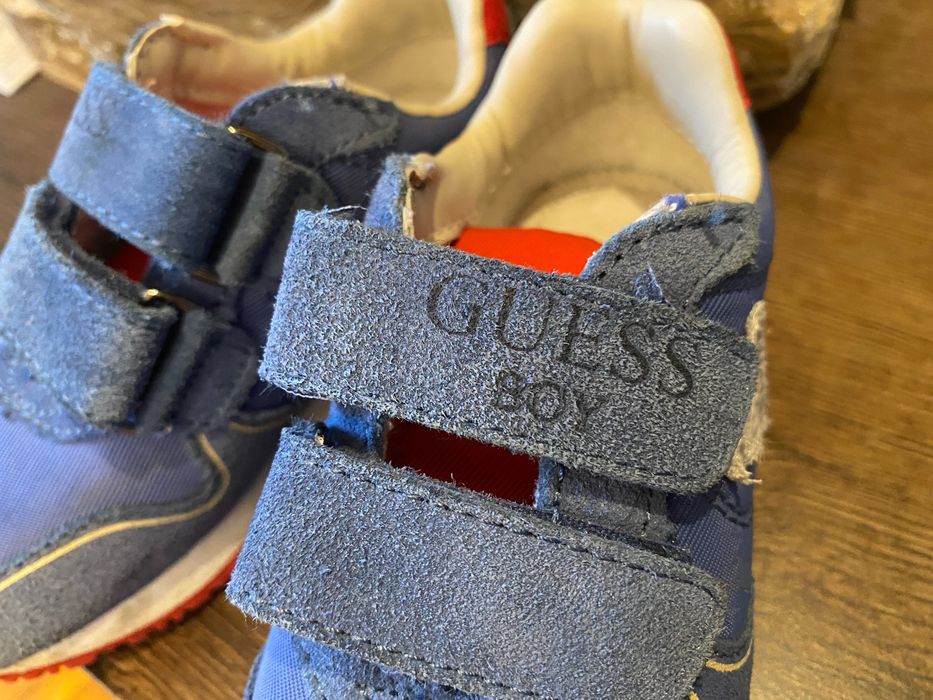Детски пролетно-есенни обувки Guess