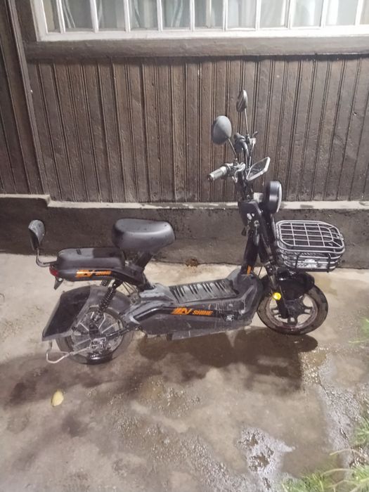 Продам скутер ..