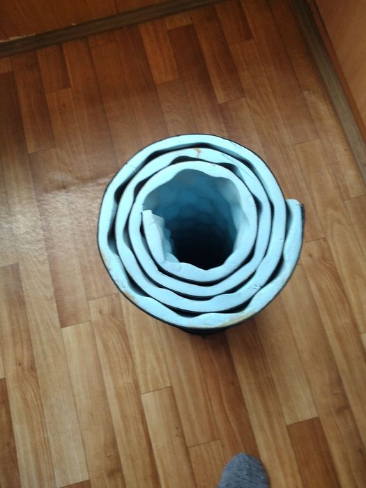 Каримат в очень хорошем состоянии